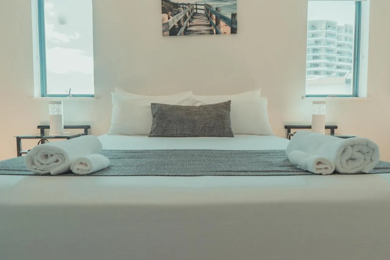 La Promenade Aparthotel Caloundra Australia