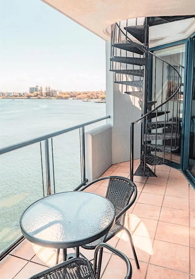 La Promenade Aparthotel Caloundra 4*,